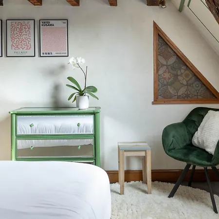 Toussaint - Calme & Authentique Appartement