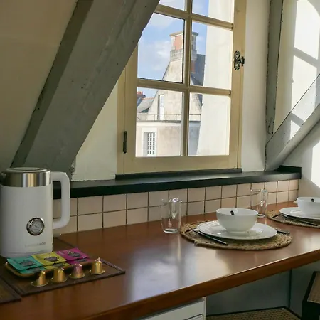 Apartment Toussaint - Calme & Authentique